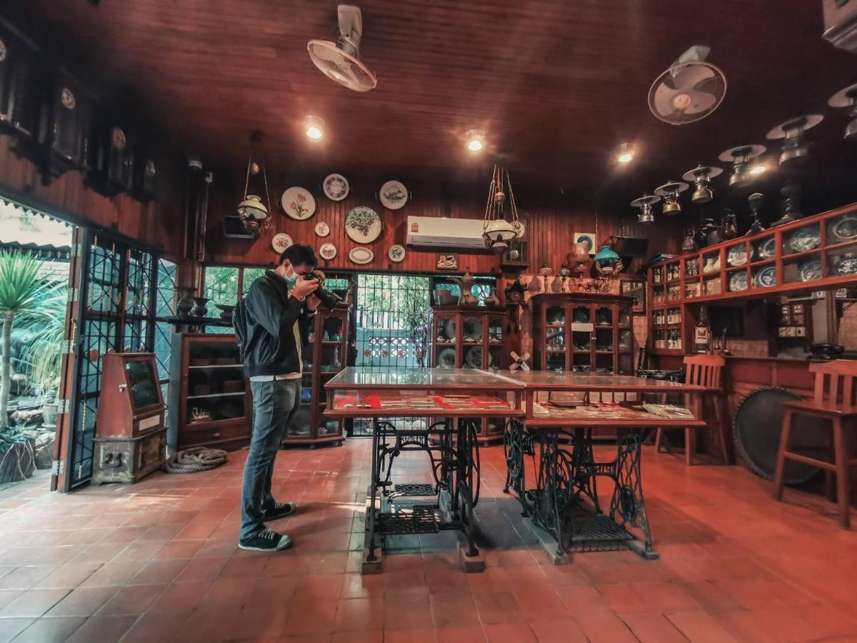 Baanthep Antique Homestay Фрае Екстериор снимка