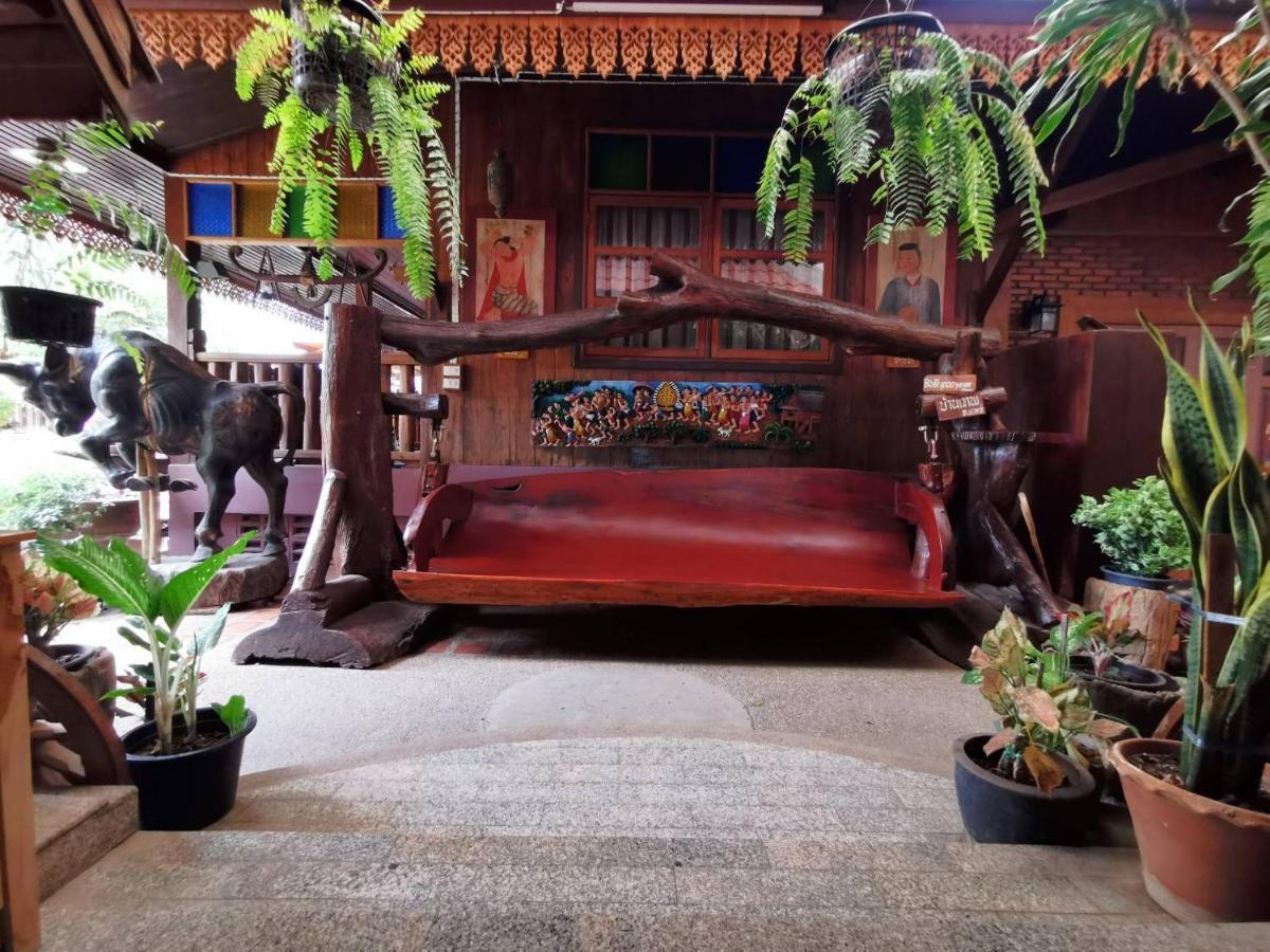 Baanthep Antique Homestay Фрае Екстериор снимка